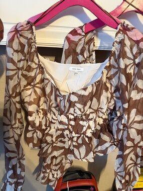 Love Tree Brown & White Floral Smocked Peasant Blouse
